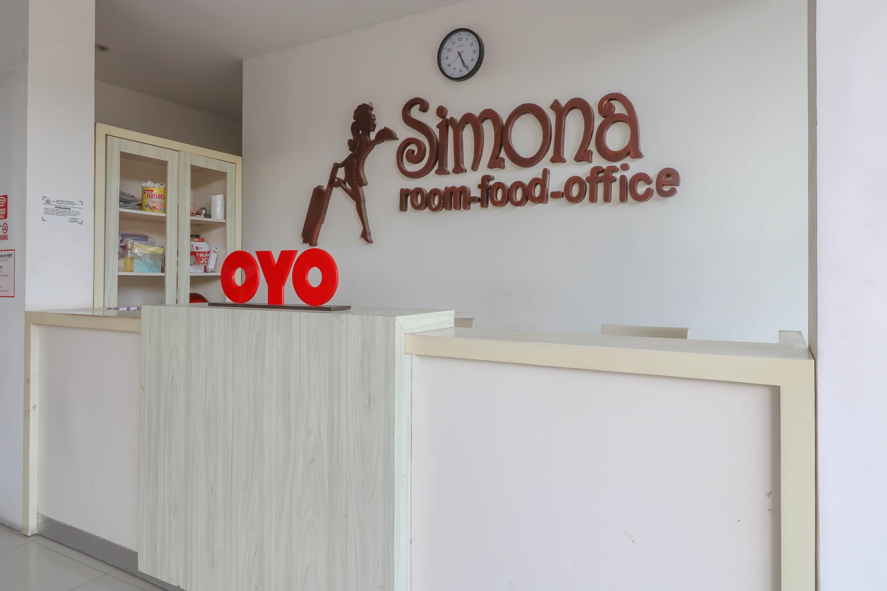 Oyo 1489 Simona Hotel Kerobokan Buitenkant foto