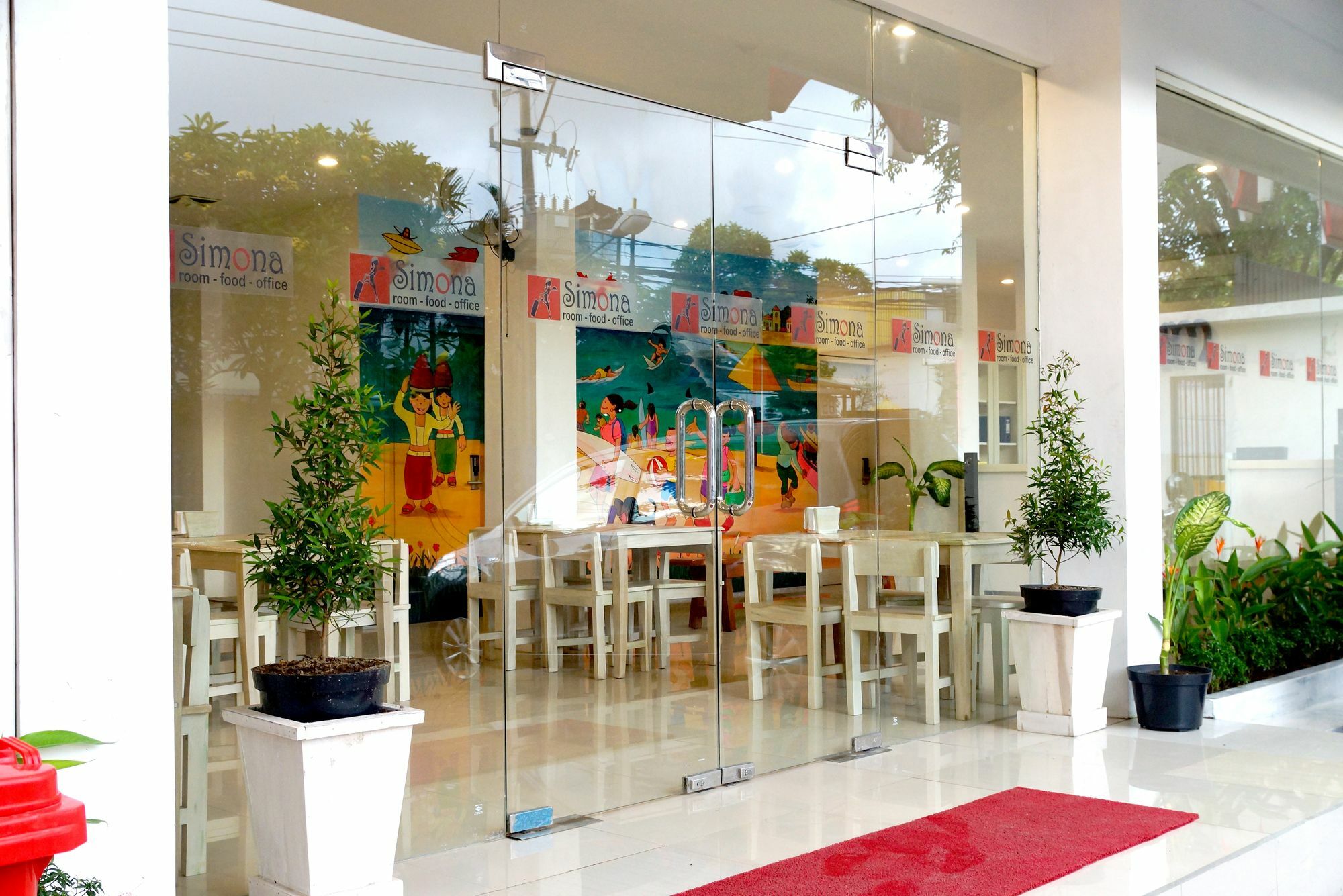 Oyo 1489 Simona Hotel Kerobokan Buitenkant foto