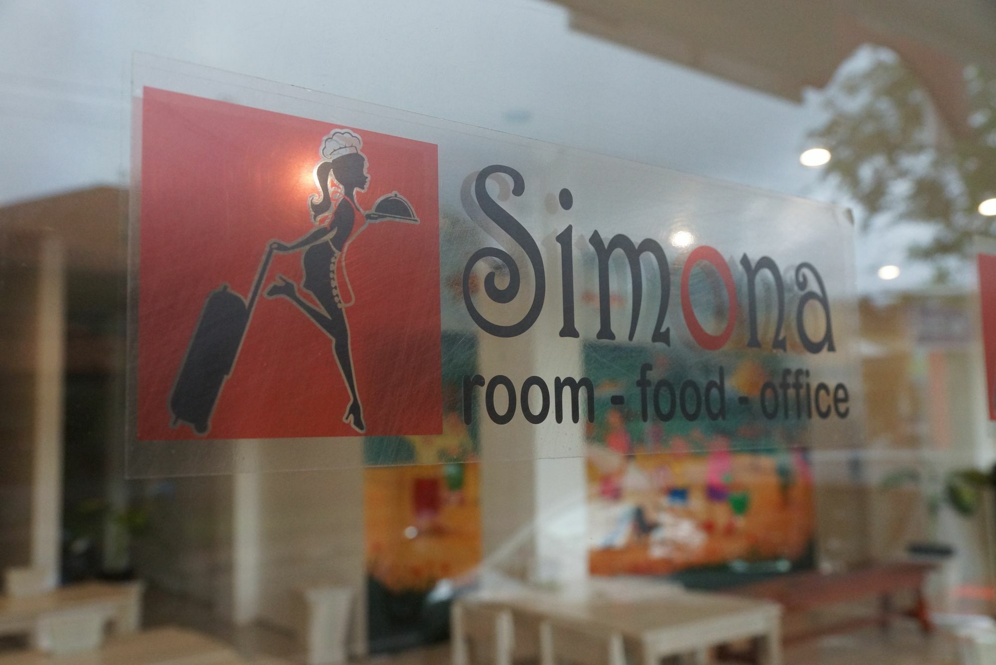 Oyo 1489 Simona Hotel Kerobokan Buitenkant foto